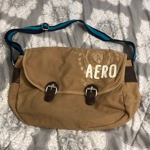 Canvas Aeropostale messenger bag